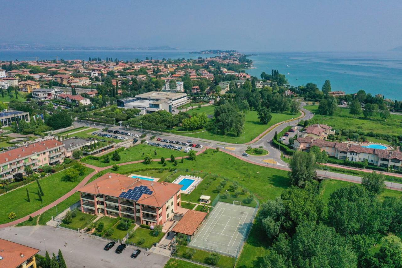 Residence Parco Sirmione Luaran gambar